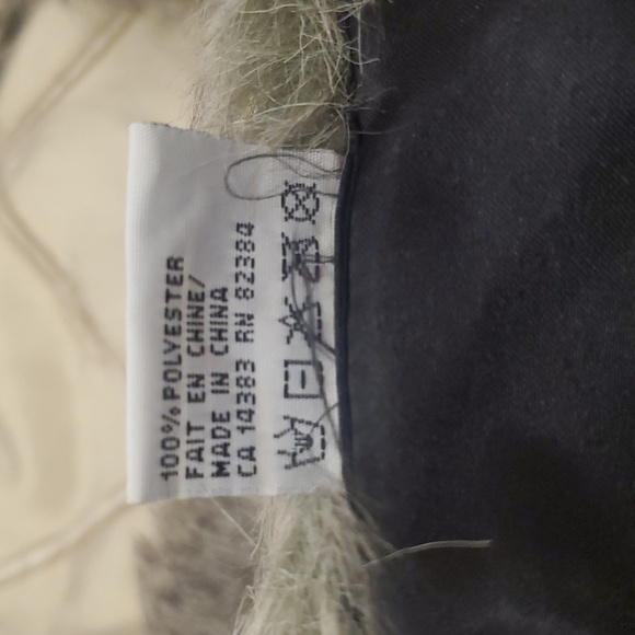 Aldo Faux Fur Scarf Gray - Picture 5 of 6